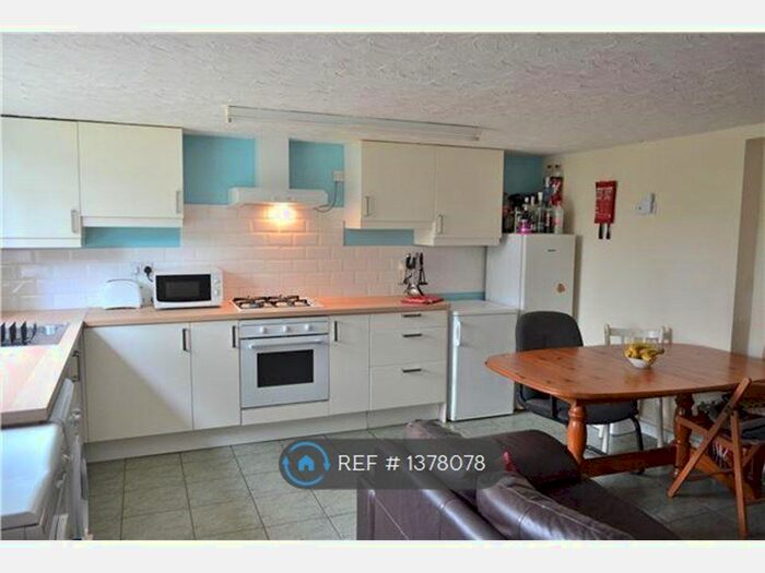 6 Bedroom Terraced House To Rent In Oxford Terrace, Gloucester, GL1