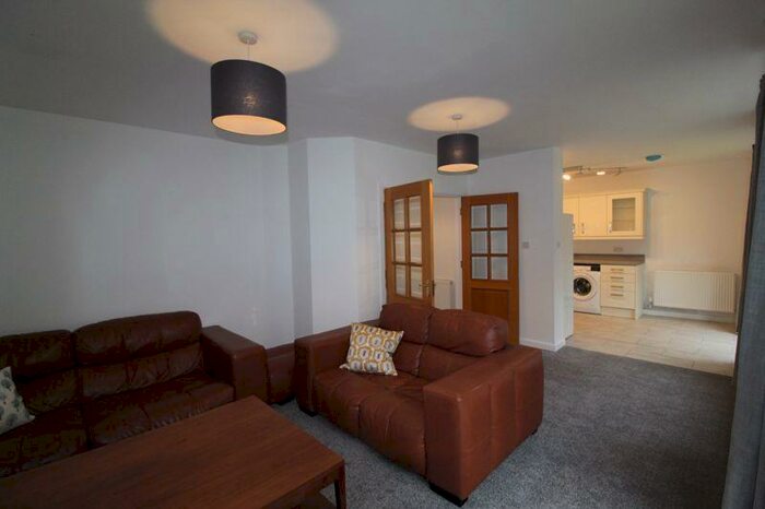 2 Bedroom Flat To Rent In Penn Hill Avenue, Poole, BH14