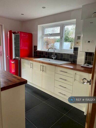 3 Bedroom Semi-Detached House To Rent In Caves Farm Close, Sandhurst, GU47