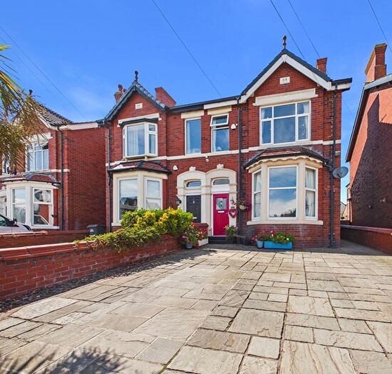 5 Bedroom Semi Detached House For Sale In Cartmell Road, Lytham St. Annes, FY8