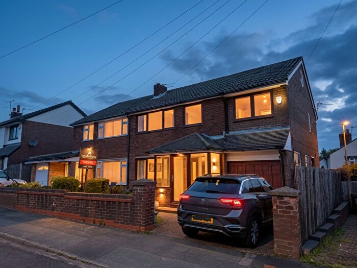 4 Bedroom Semi-Detached House For Sale In Milman Close, Ormskirk, L39