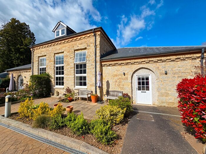 2 Bedroom Retirement Property For Sale In Mote Park, Maidstone, Kent, ME15