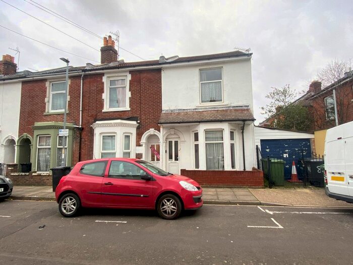 5 Bedroom Terraced House To Rent In Fraser Road, Southsea, PO5