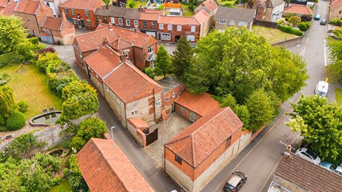 7 Bedroom Detached House For Sale In High Street & A George Street, Kirton Lindsey, Gainsborough, Lincolnshire, DN21