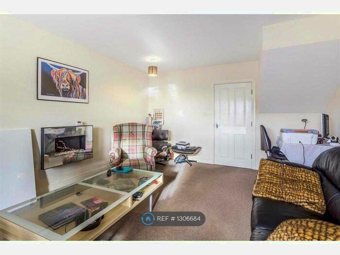 3 Bedroom Terraced House To Rent In Cemetery Road, Barnsley S74