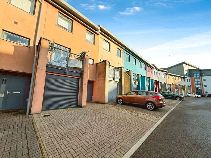 4 Bedroom Town House For Sale In St. Christophers Court, Maritime Quarter, Swansea, SA1