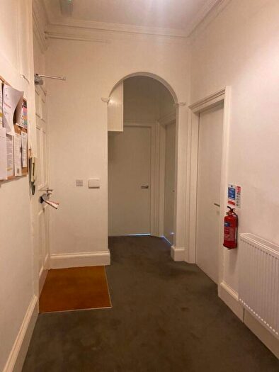 3 Bedroom Flat To Rent In West Maitland Street, Edinburgh, EH12