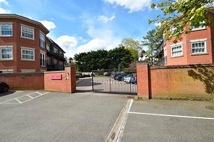 2 Bedroom Flat For Sale In Robert Ellis Court, St. Martins Road, Knebworth, SG3