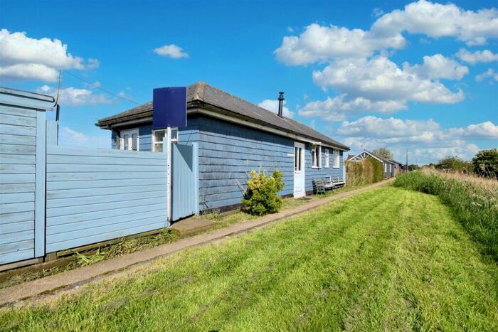2 Bedroom Detached Bungalow For Sale In Riverside, Repps With Bastwick, Great Yarmouth, NR29