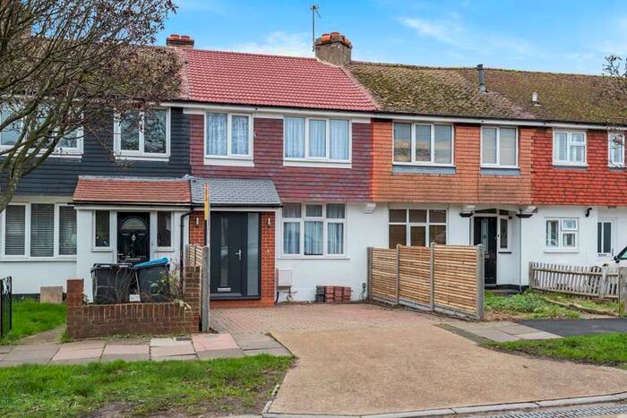 3 Bedroom Terraced House To Rent In Surbiton, Greater London, KT5