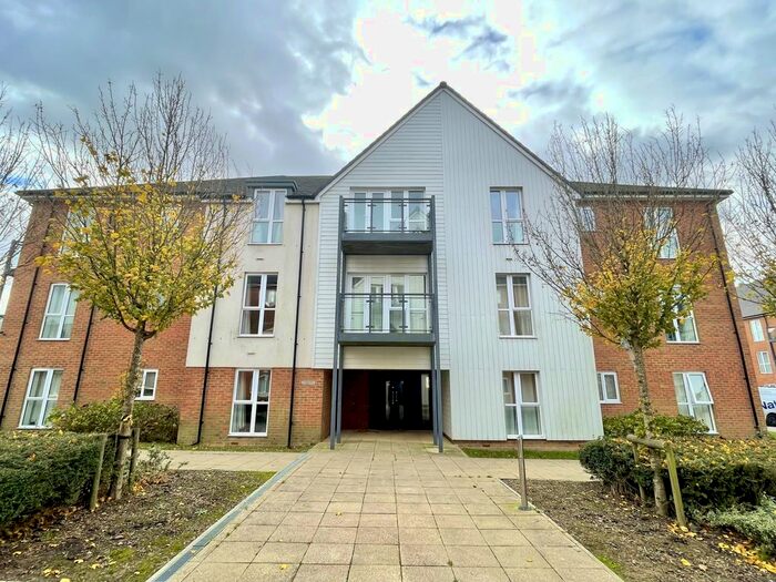 1 Bedroom Flat To Rent In Holmbush Mews, Faygate, Horsham, RH12