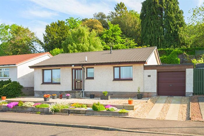3 Bedroom Detached Bungalow For Sale In Whitecraig Road, Newburgh, Cupar, KY14