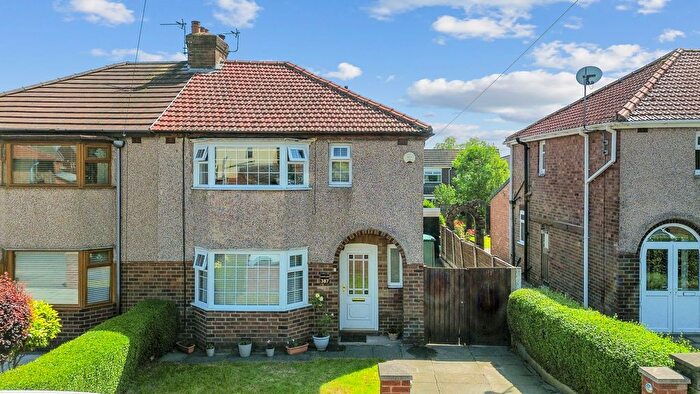3 Bedroom Semi-Detached House For Sale In Leach Lane, Sutton Leach, WA9