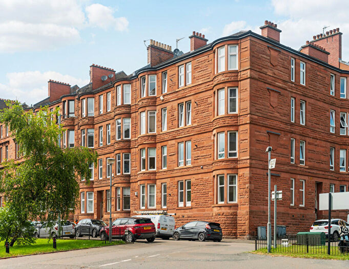 2 Bedroom Apartment For Sale In /, Laurel Place, Thornwood, G11