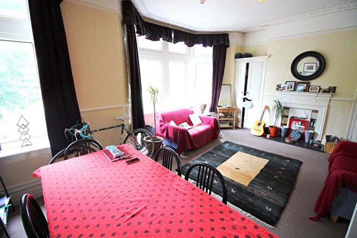 2 Bedroom Flat To Rent In Ninian Road, Roath, CF23