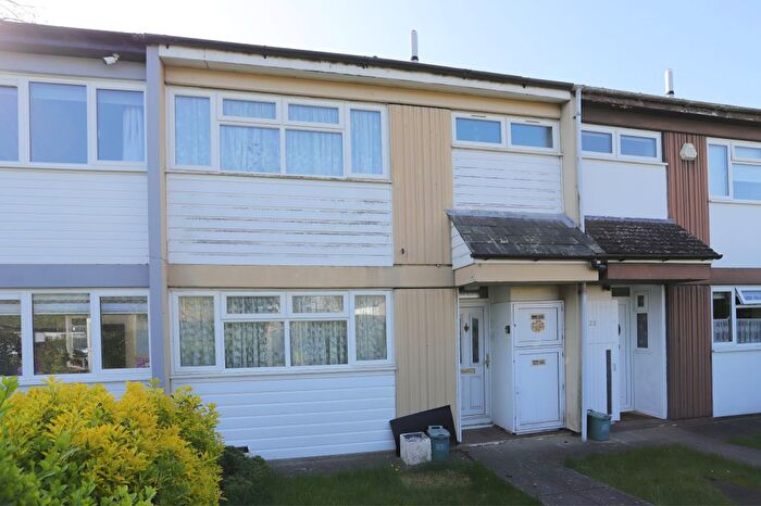 3 Bedroom Terraced House For Sale In White Beams, Park Street, AL2