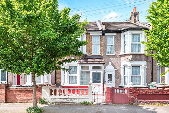 3 Bedroom Terraced House For Sale In Manor Road, Leyton, London, E10