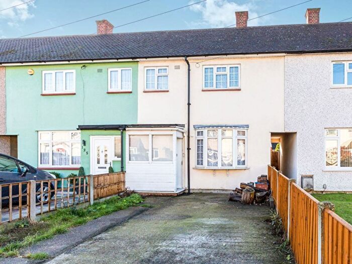 3 Bedroom Terraced House To Rent In Araglen Avenue, South Ockendon, RM15