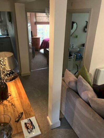 1 Bedroom Flat To Rent In Old Ship Yard, Warminster, BA12