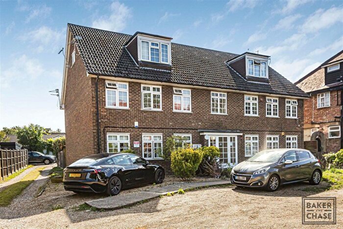 1 Bedroom Flat To Rent In Lymington Court, Lavender Hill, Enfield, EN2