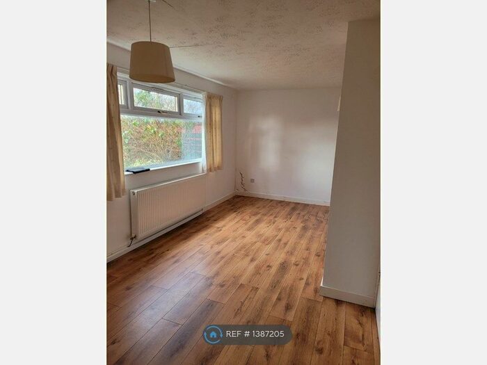 4 Bedroom Terraced House To Rent In Craigieburn Road, Cumbernauld, Glasgow, G67