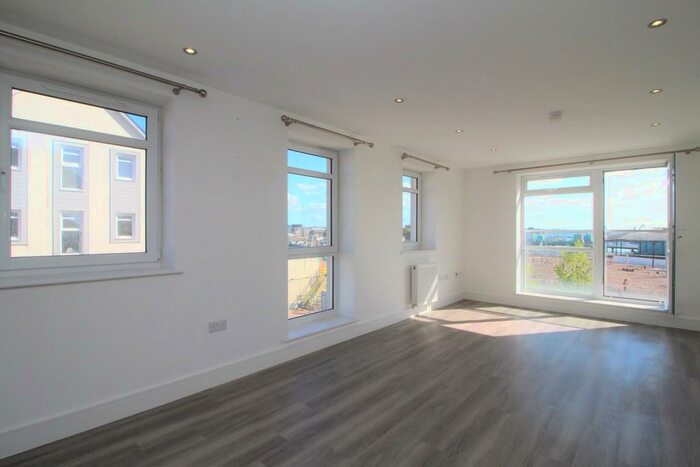 2 Bedroom Apartment To Rent In Carters Quay, Hamworthy, BH15