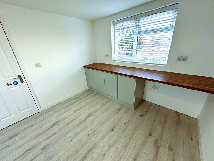 Studio To Rent In Elgin Road, Ilford, IG3
