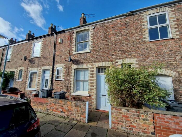 2 Bedroom Property To Rent In Park Lane, Holgate, York, YO24