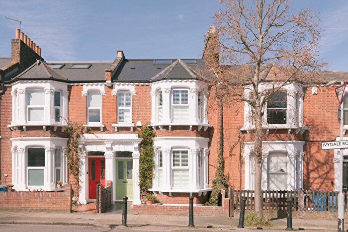 5 Bedroom Terraced House For Sale In Ivydale Road, Nunhead, SE15