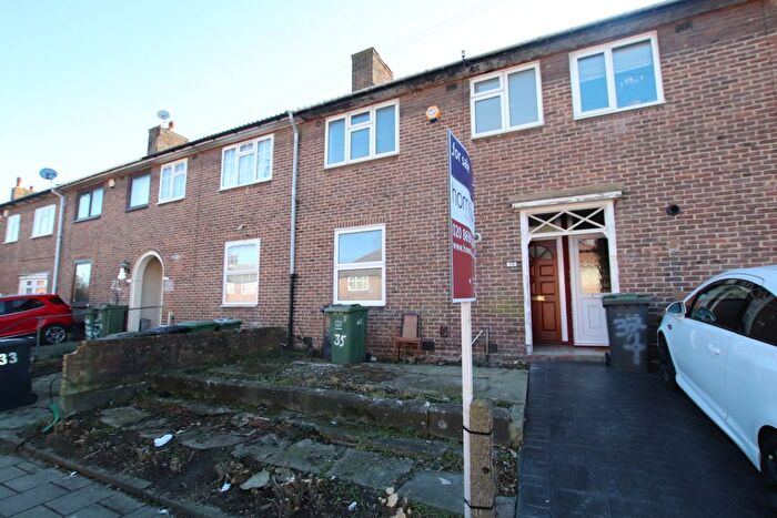 3 Bedroom Terraced House For Sale In Moorside Road, Bromley, BR1