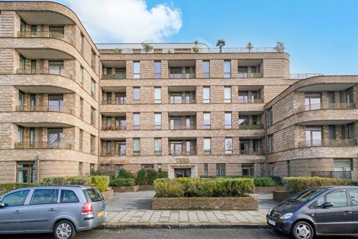 Studio To Rent In Merrion Avenue, Edgware, Middlesex, HA7