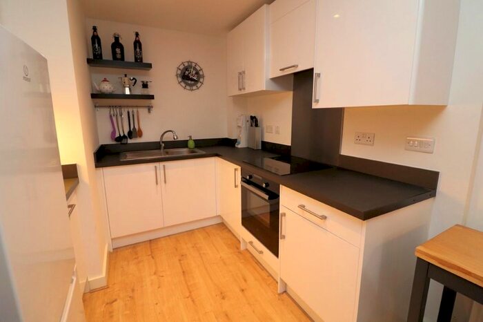 1 Bedroom Flat To Rent In Royal Carriage Mews, London, SE18