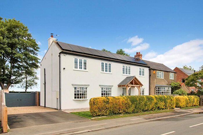 4 Bedroom Semi-Detached House For Sale In Burneston, Bedale, DL8