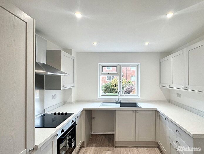 3 Bedroom Town House To Rent In Hoscar Court, Widnes, WA8