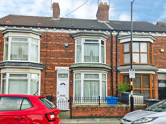 2 Bedroom Terraced House For Sale In De La Pole Avenue, Hull, HU3
