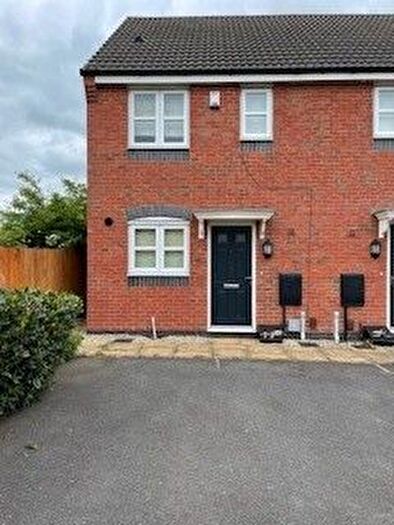2 Bedroom Town House To Rent In Washington Road, Barkby, Leicester, LE4