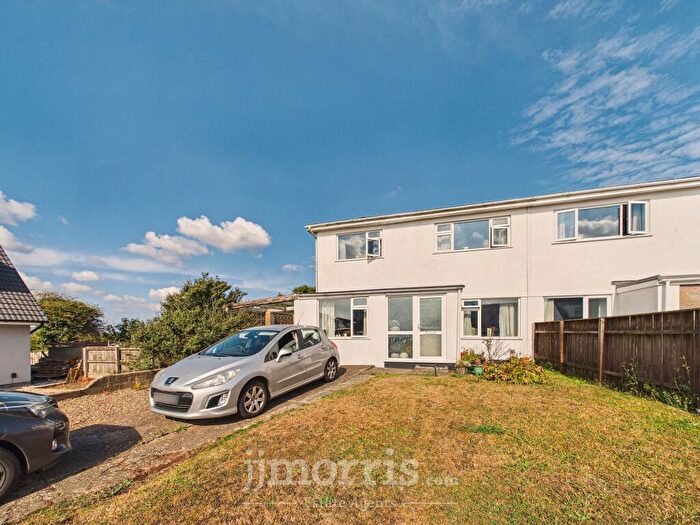 3 Bedroom Semi Detached House For Sale In St. Brides View, Roch, SA62