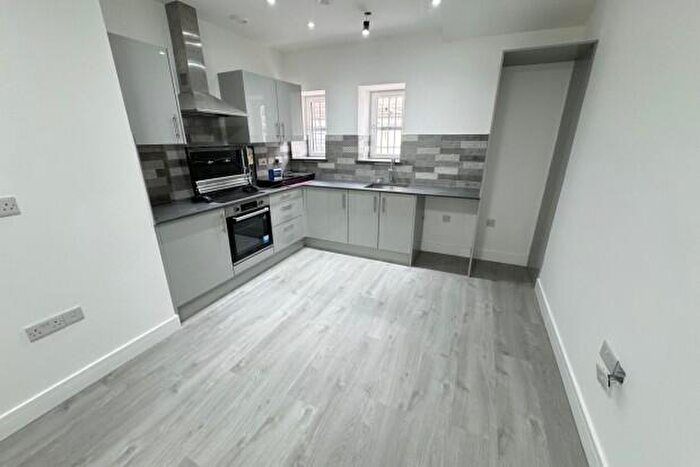 1 Bedroom Flat To Rent In Caxton Place Newport, NP20