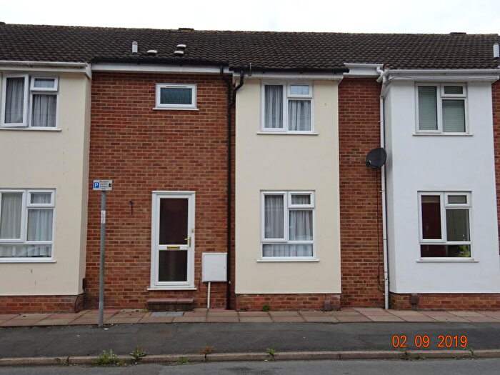 4 Bedroom Terraced House To Rent In Looe Road, Exeter, EX4