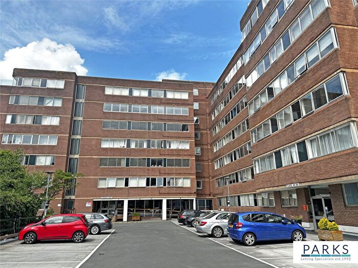 2 Bedroom Flat To Rent In Ashdown, Eaton Road, Hove, BN3