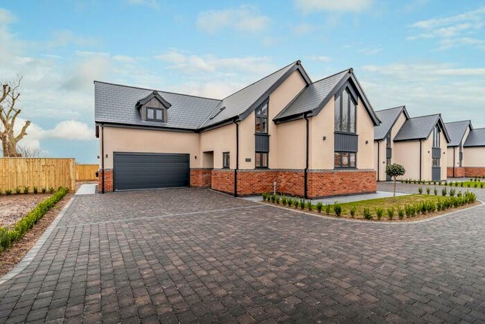 4 Bedroom Detached House For Sale In The Paddocks, Wigtoft, Boston, PE20