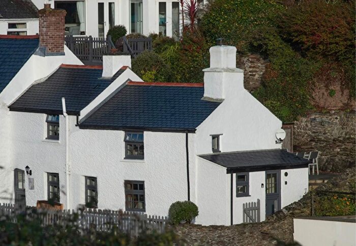 2 Bedroom End Of Terrace House For Sale In Portloe, Truro, TR2