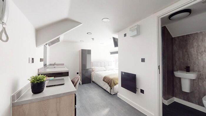 1 Bedroom Property To Rent In Flat, Bridlesmith Gate -, NG1