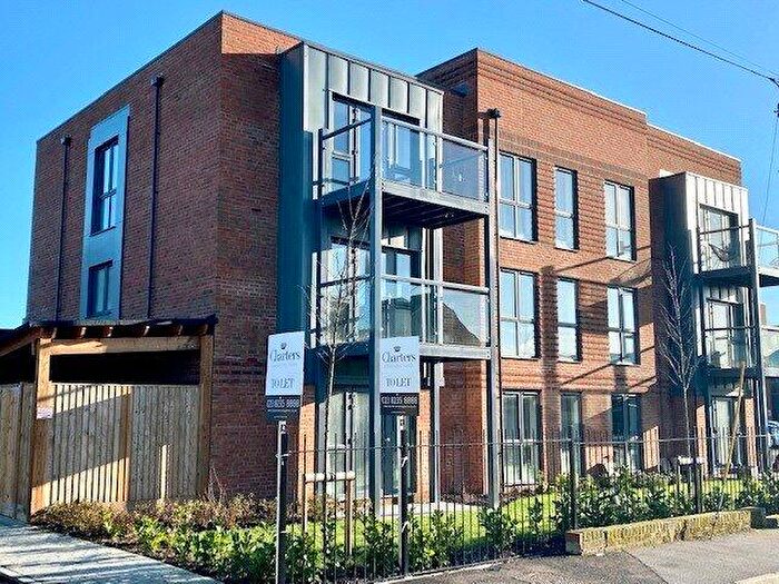 2 Bedroom Flat To Rent In Canada Court, Toynbee Road, Eastleigh, Hampshire, SO50