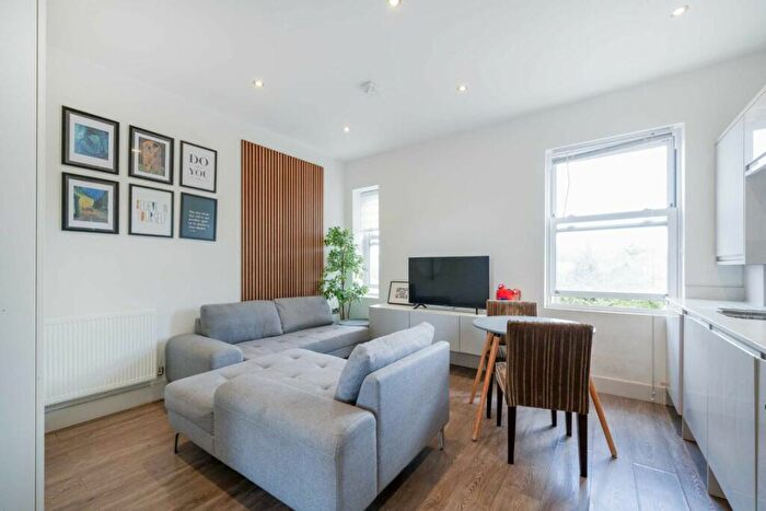 2 Bedroom Flat To Rent In Harrow Road, London, NW10