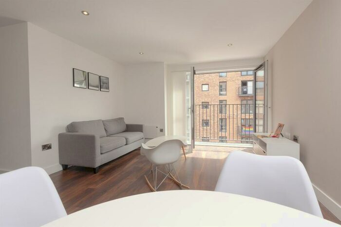 2 Bedroom Apartment To Rent In Block A, Ordsall Lane, M5