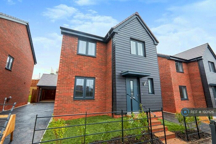 4 Bedroom Detached House To Rent In Robert Adam Road, Derby, DE22