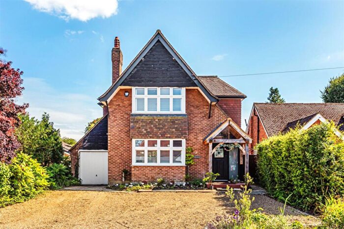 4 Bedroom Detached House For Sale In Oakdene Road, Great Bookham, KT23