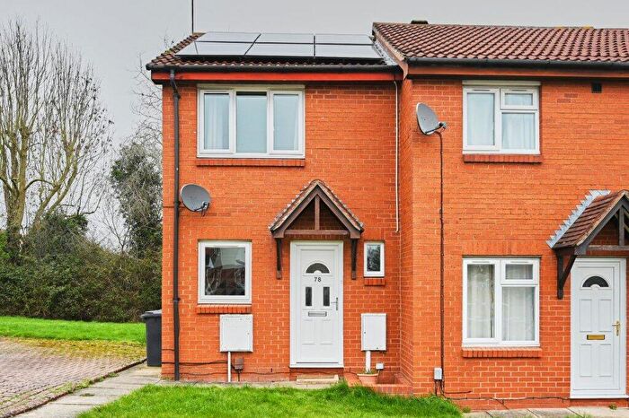 1 Bedroom Terraced House For Sale In Ambleside, Rugby, CV21