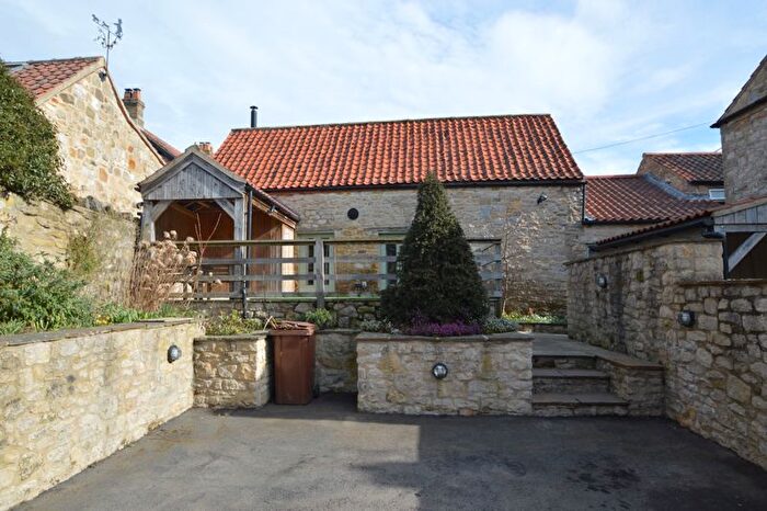 2 Bedroom Semi-Detached House To Rent In Virginia Cottage, High Street, Nawton, YO62